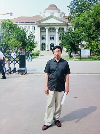 王春秋.jpg