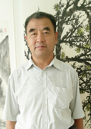 冯寿堂照片.jpg