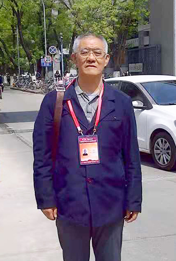 王德印个人照片.jpg