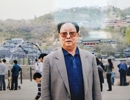 王万宏个人照片.jpg