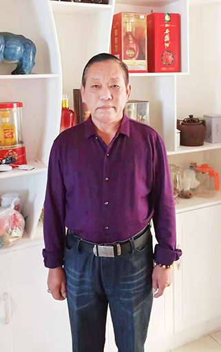郑荣北个人照片.jpg