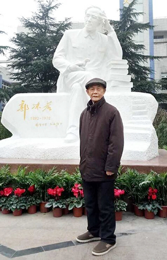 何伯澄照片.jpg