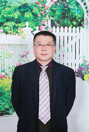 谢朝臣照片.jpg