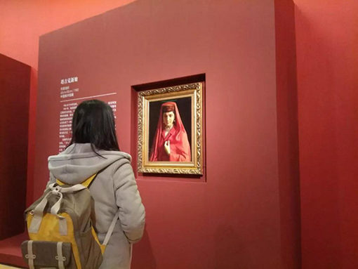靳尚谊捐赠作品展现场3 中国艺术报记者 张亚萌 摄.jpg