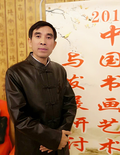 严志红照片.jpg
