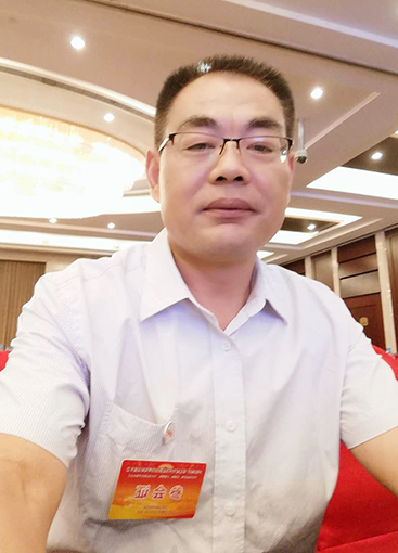 孙善鹏个人照片.jpg