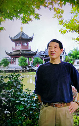 徐家荣个人照片.jpg