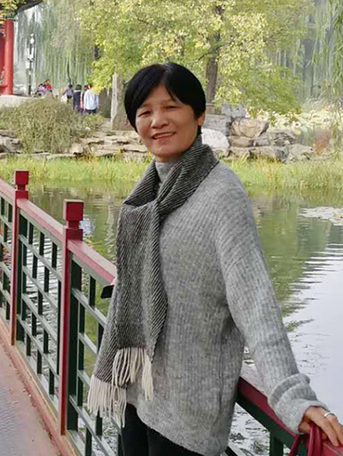 李彩云个人照片.jpg