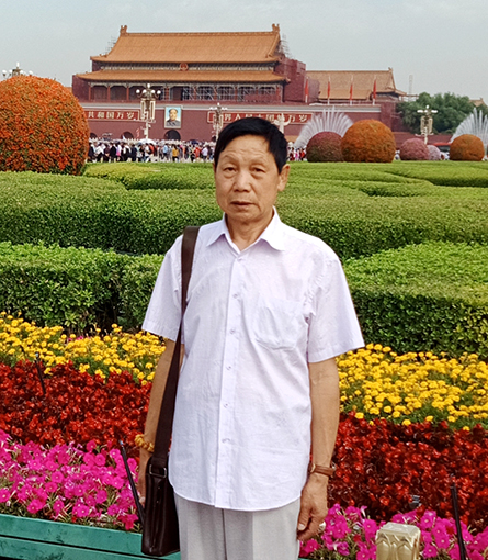 吴万福照片.jpg