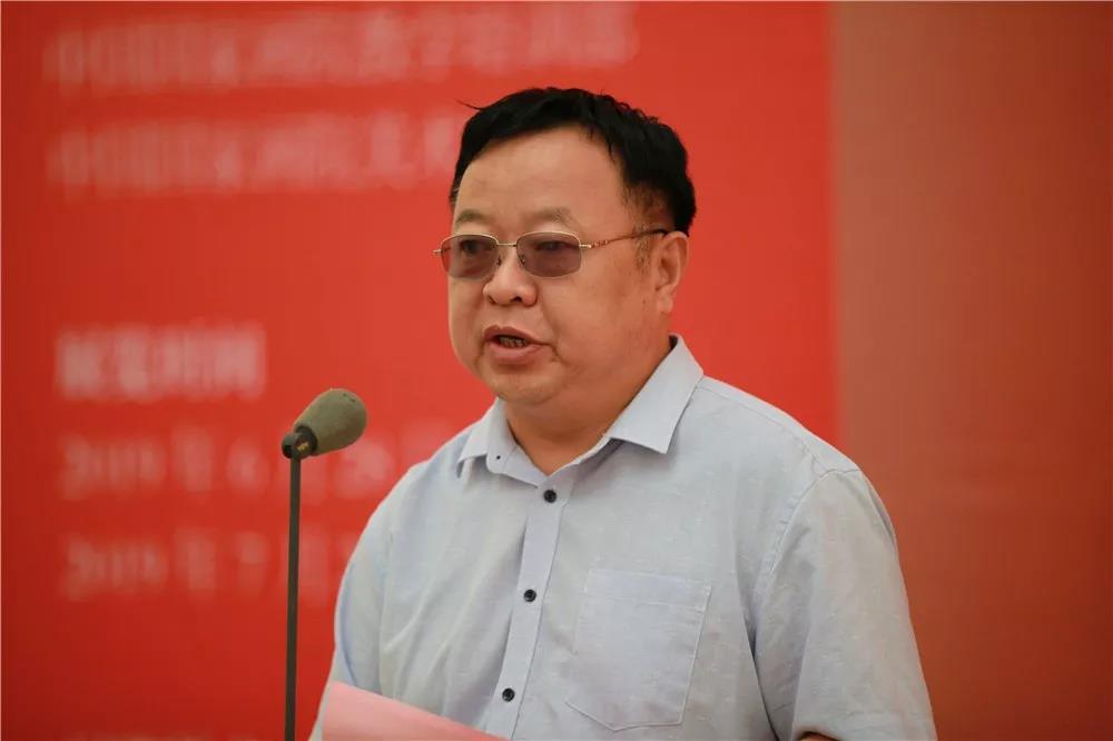 学员代表卢世明发言
