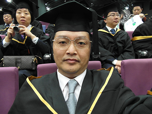 2012年赴香港出席香港大学毕业典礼.JPG