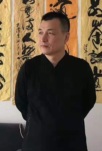 徐保平个人照片.jpg