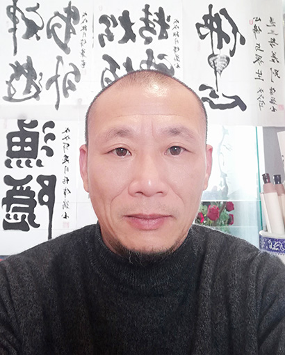 骆伟华个人照.jpg
