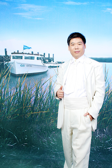 袁学著照片.jpg