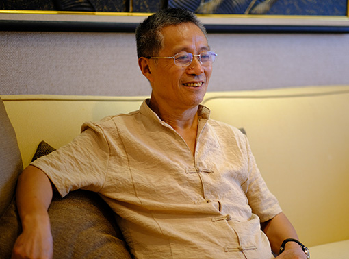 尹蛟照片.jpg