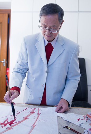 尤育皋照片.jpg