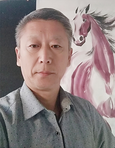 杨术跃个人照片.jpg