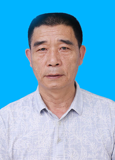 邓君华照片.JPG