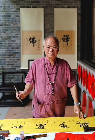 林文亮照片.jpg