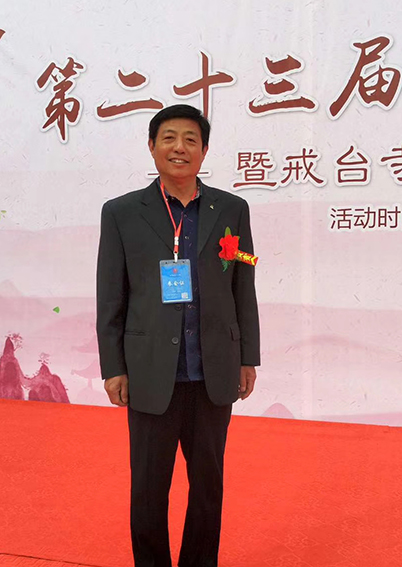 郭世朋照片.jpg
