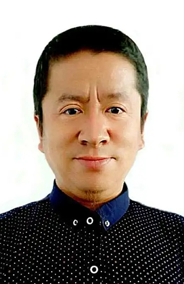 王宝亮个人照片.jpg