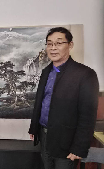 胡德康个人照片.jpg