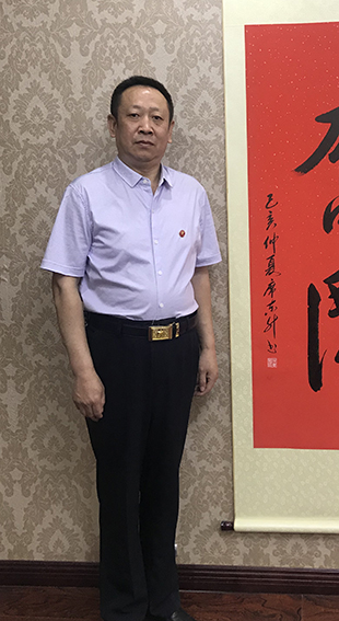 席东升照片.jpg