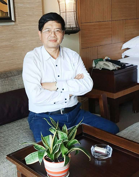 许锡平个人照片.jpg
