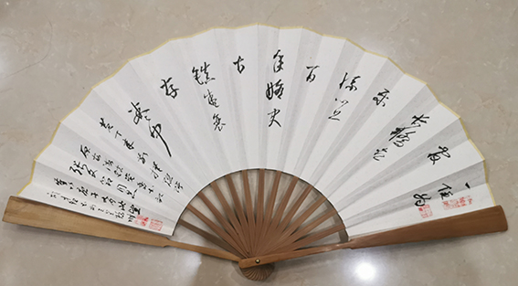 作品7《一任为官 长桥忧乐系心上 百年修史 古镇盛衰存卷中》 黄天来敬撰 联赠原安海镇党委书记张文节同志  才现书.jpg