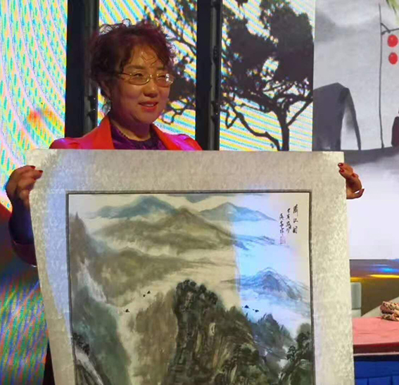 李英华现场活动3.jpg