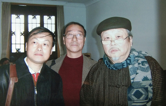 社会活动合影8  与上海人物画大家戴敦邦和大师兄徐勤合影.jpg