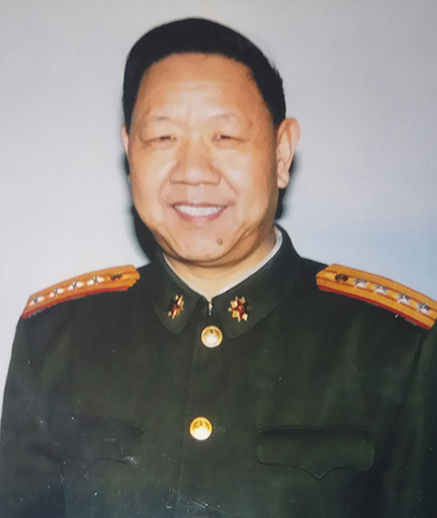 薛克彬照片.jpg