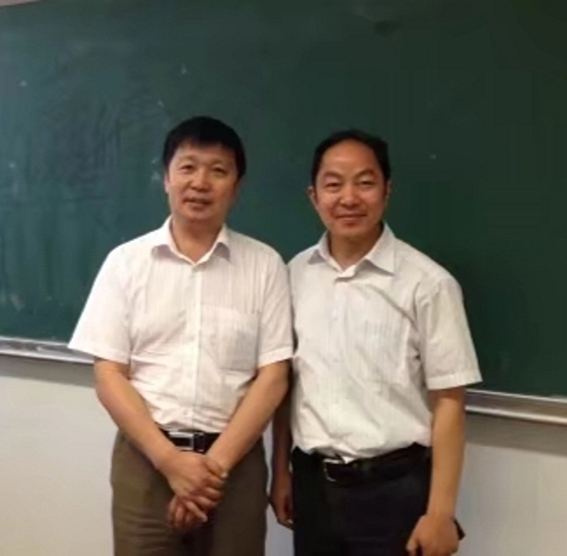 与著名书法家刘一闻老师.jpg