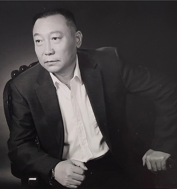 陈晓保照片.jpg