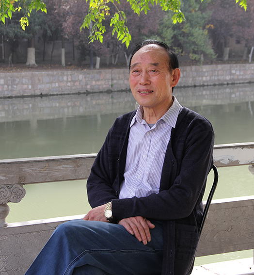 蔡福轩艺术照.jpg