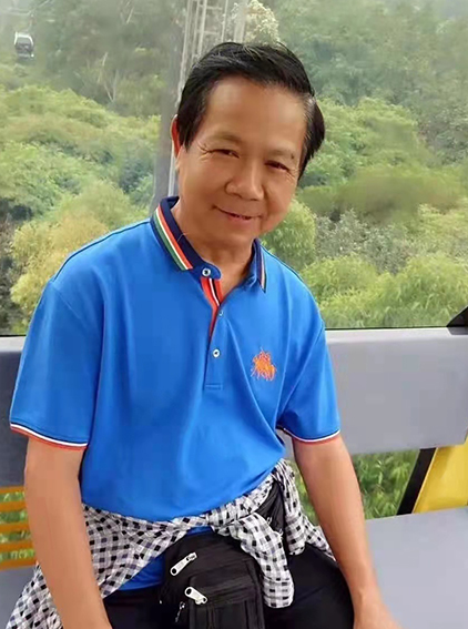 黄斌雄艺术照.jpg