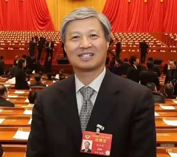 陈洪武.jpg