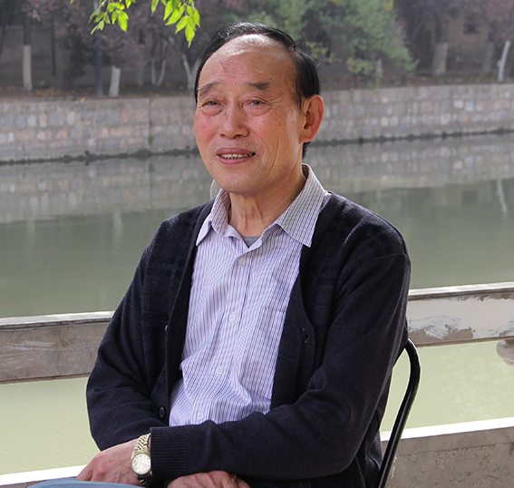 蔡福轩艺术照.jpg