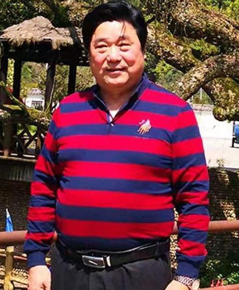 单耀宗艺术照.jpg