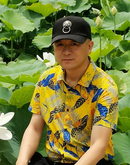 孙利民照片.jpg