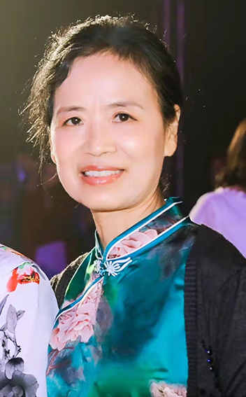 司徒惠霞.jpg