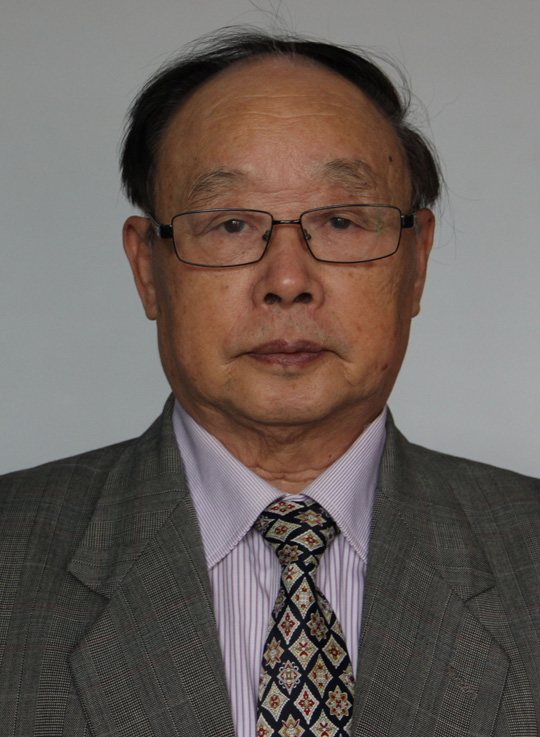 杜春富个人照.jpg