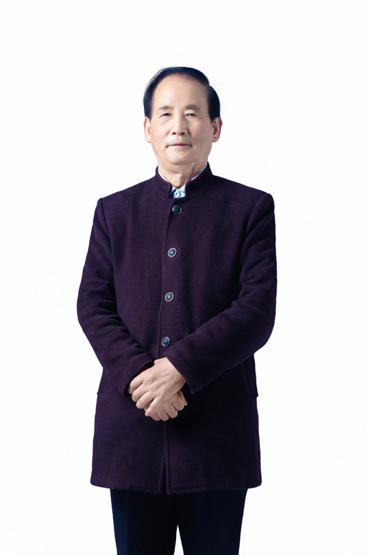 张明虎个人照.jpg