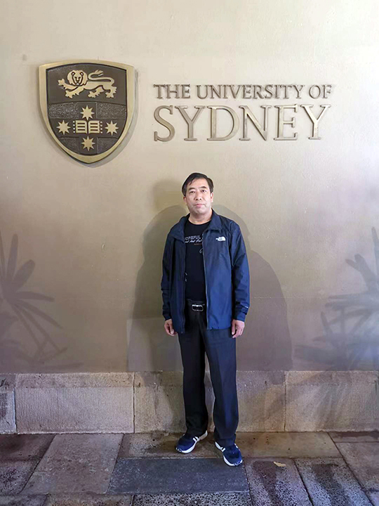 徐连和个人照片.jpg