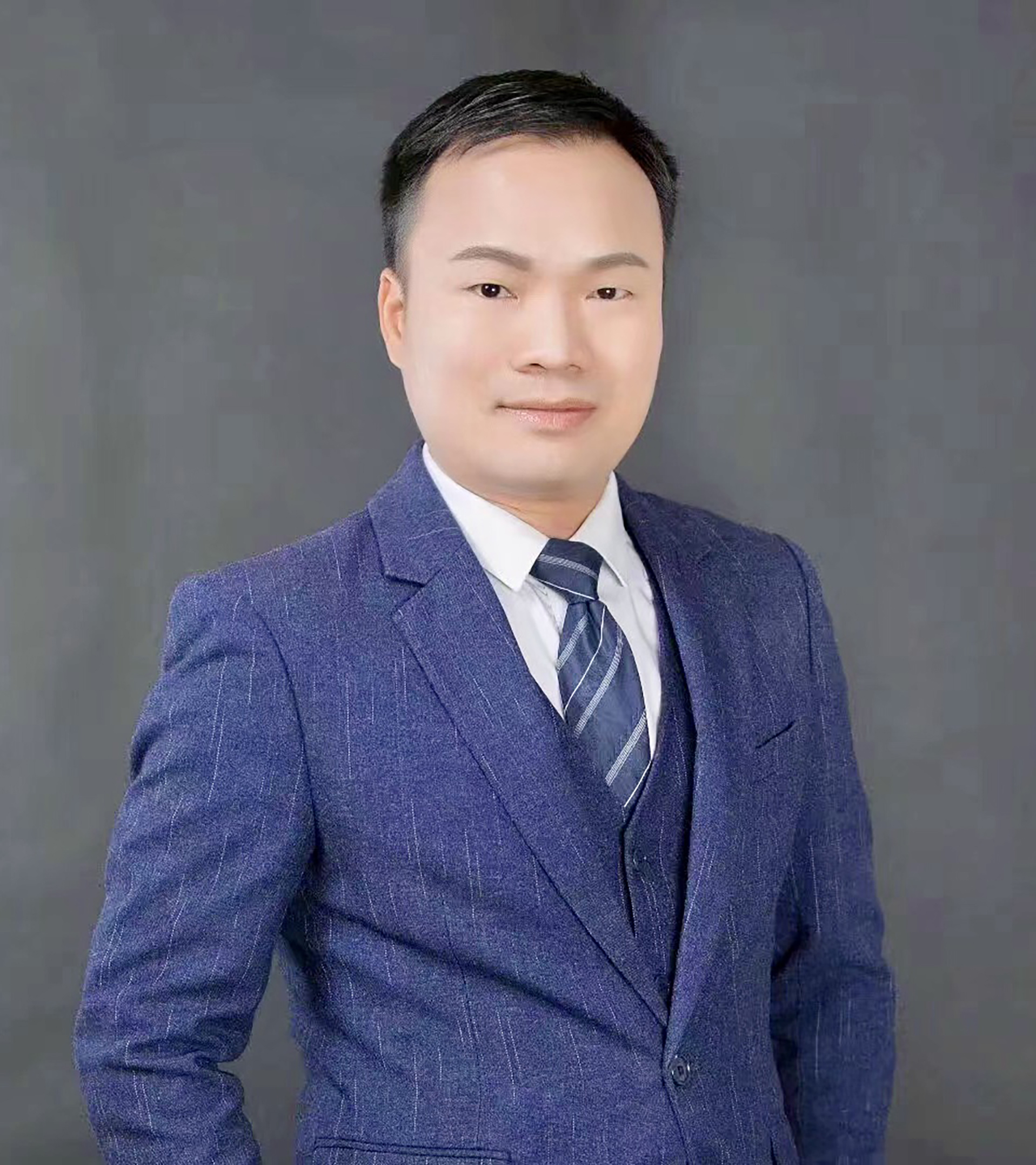 第二届特聘书法家黄秋强