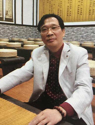 张伟照片.jpg