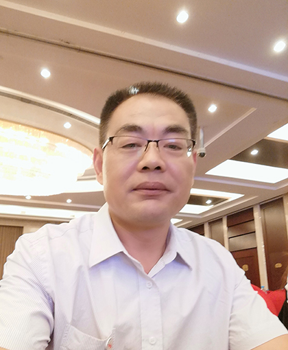 孙善鹏个人照片.jpg